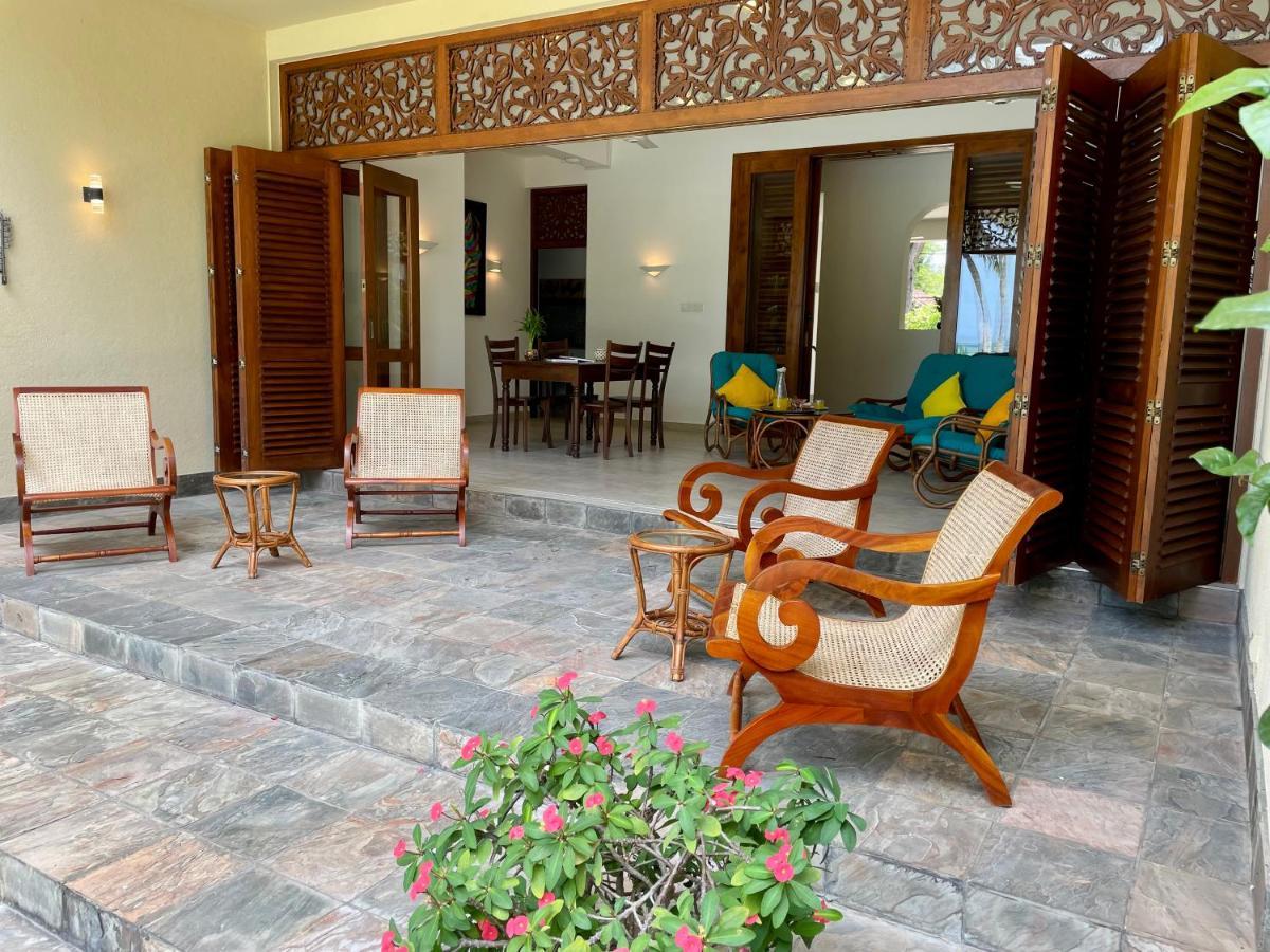 Khomba Lodge Tangalle Exterior photo