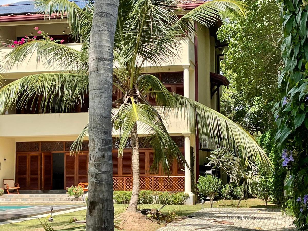 Khomba Lodge Tangalle Exterior photo