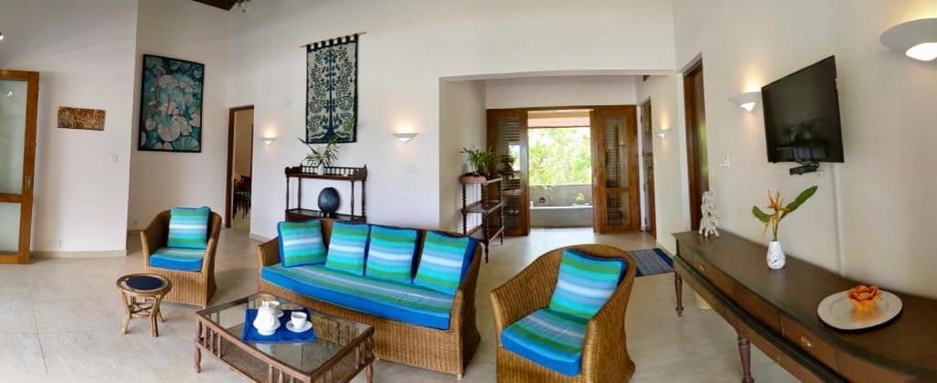 Khomba Lodge Tangalle Exterior photo