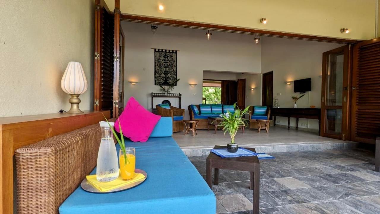 Khomba Lodge Tangalle Exterior photo