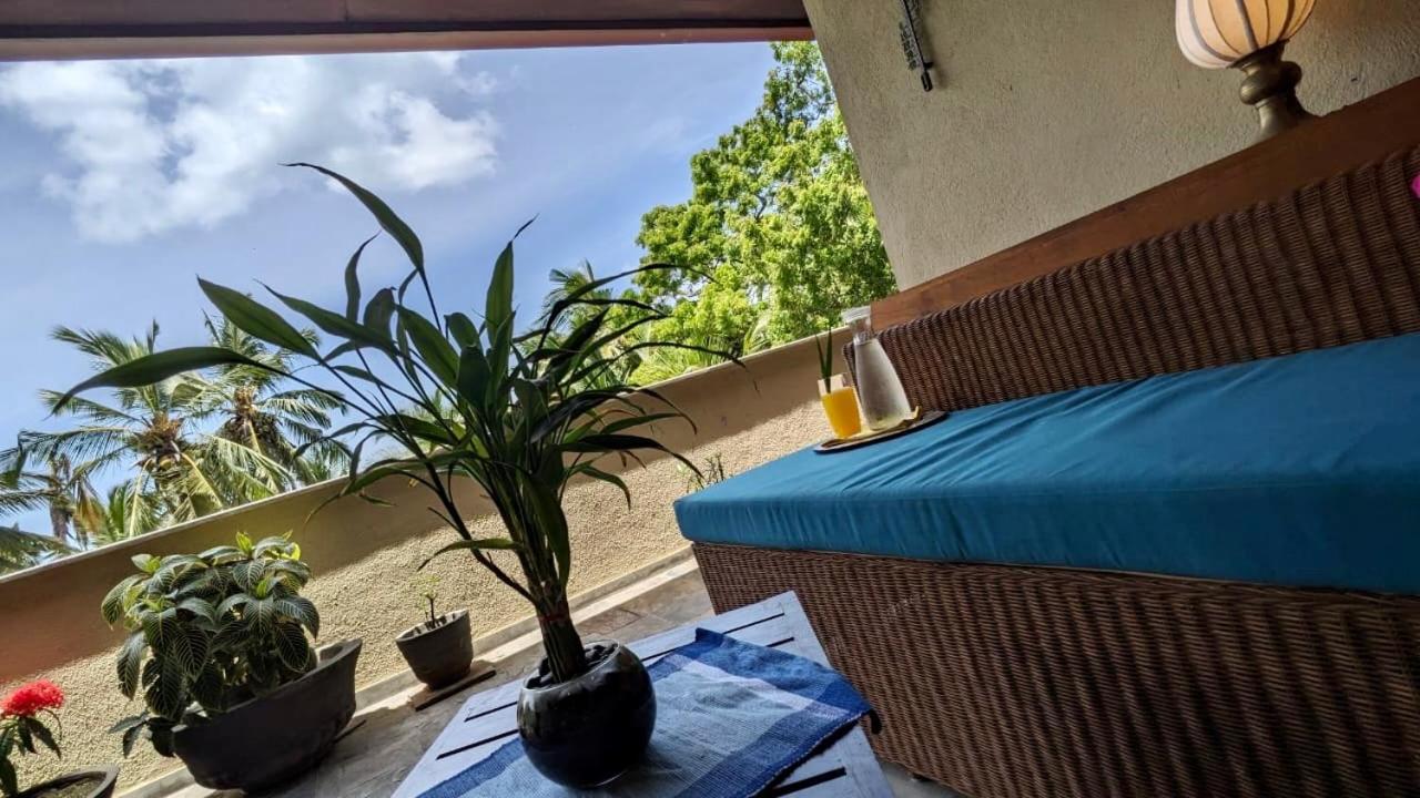 Khomba Lodge Tangalle Exterior photo
